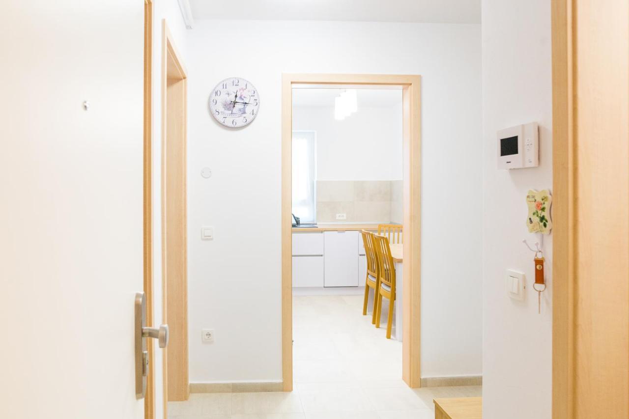 Apartament 4Tourists 2 Braşov Extérieur photo